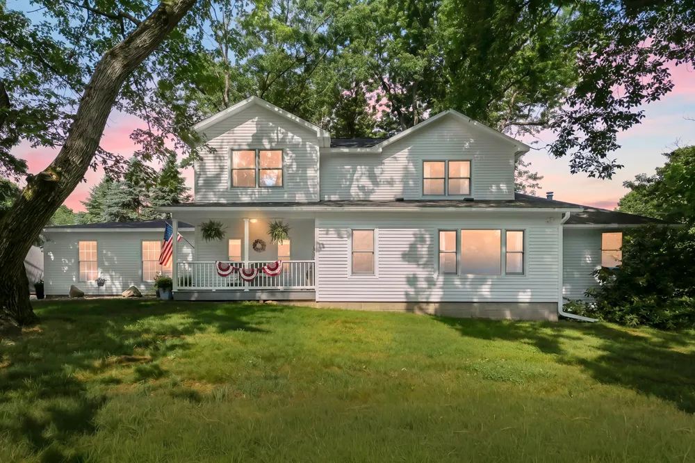 8650 S 2nd Street Mattawan, MI 49071