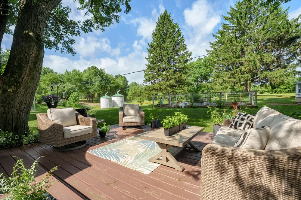 8650 S 2nd Street Mattawan, MI 49071