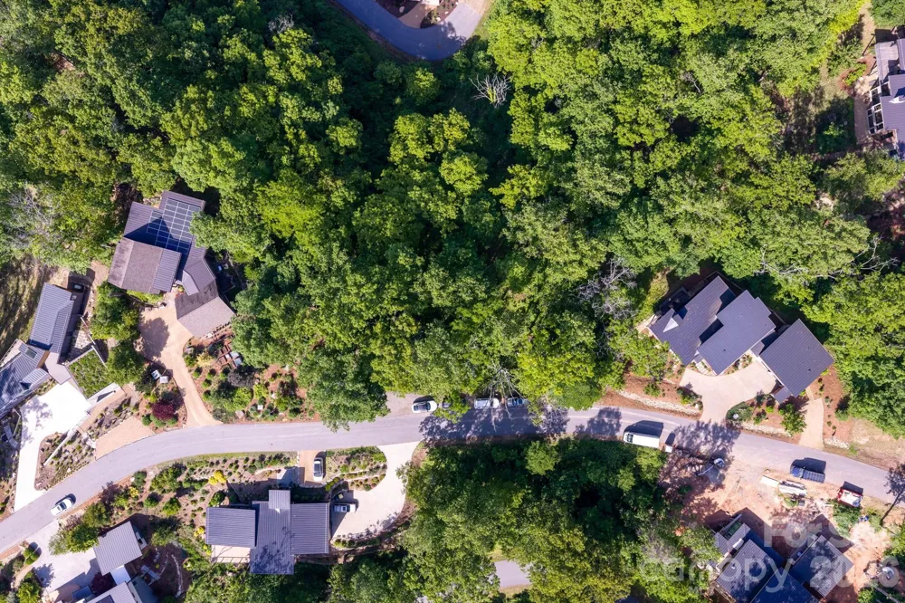 17 Tulip Poplar Trail #30 Asheville, NC 28804