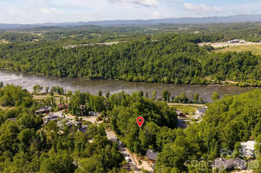 17 Tulip Poplar Trail #30 Asheville, NC 28804