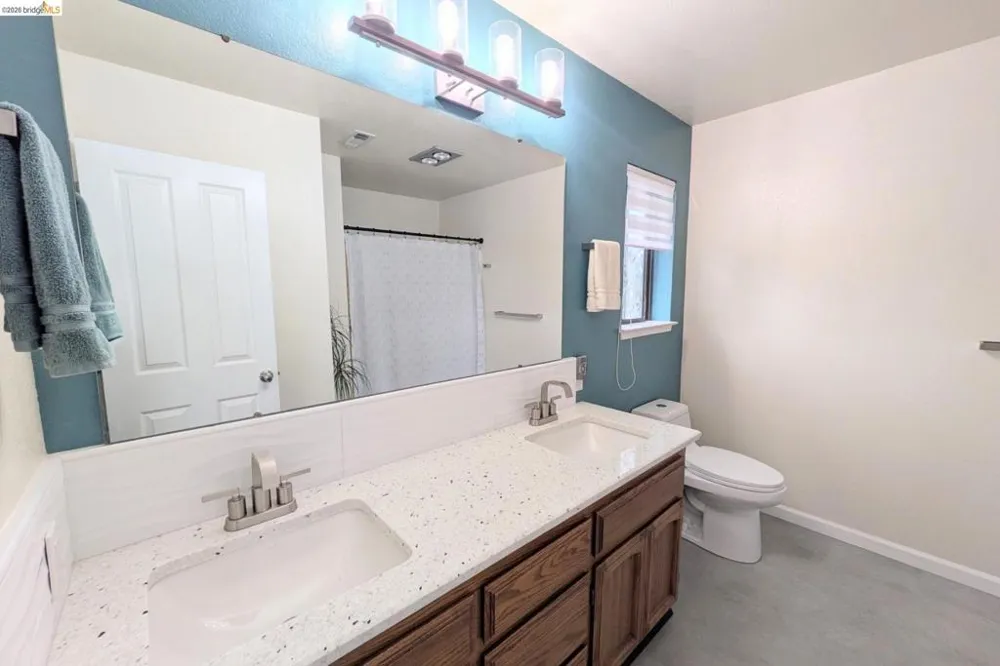 20812 Point View Dr. Groveland, CA 95321