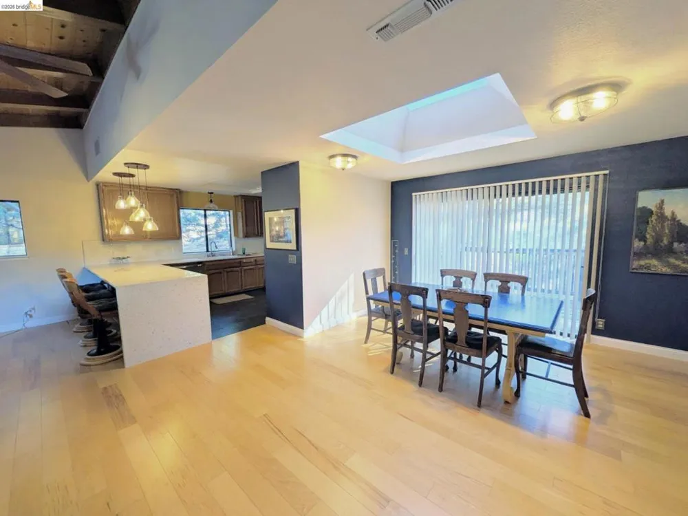 20812 Point View Dr. Groveland, CA 95321