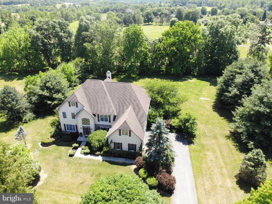 30 MELCHOR DRIVE Easton, PA 18042