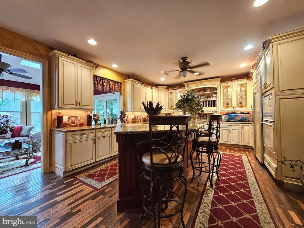 30 MELCHOR DRIVE Easton, PA 18042