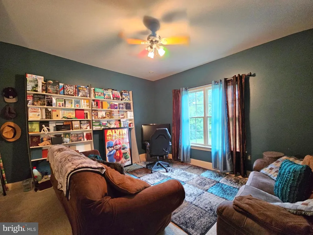 30 MELCHOR DRIVE Easton, PA 18042