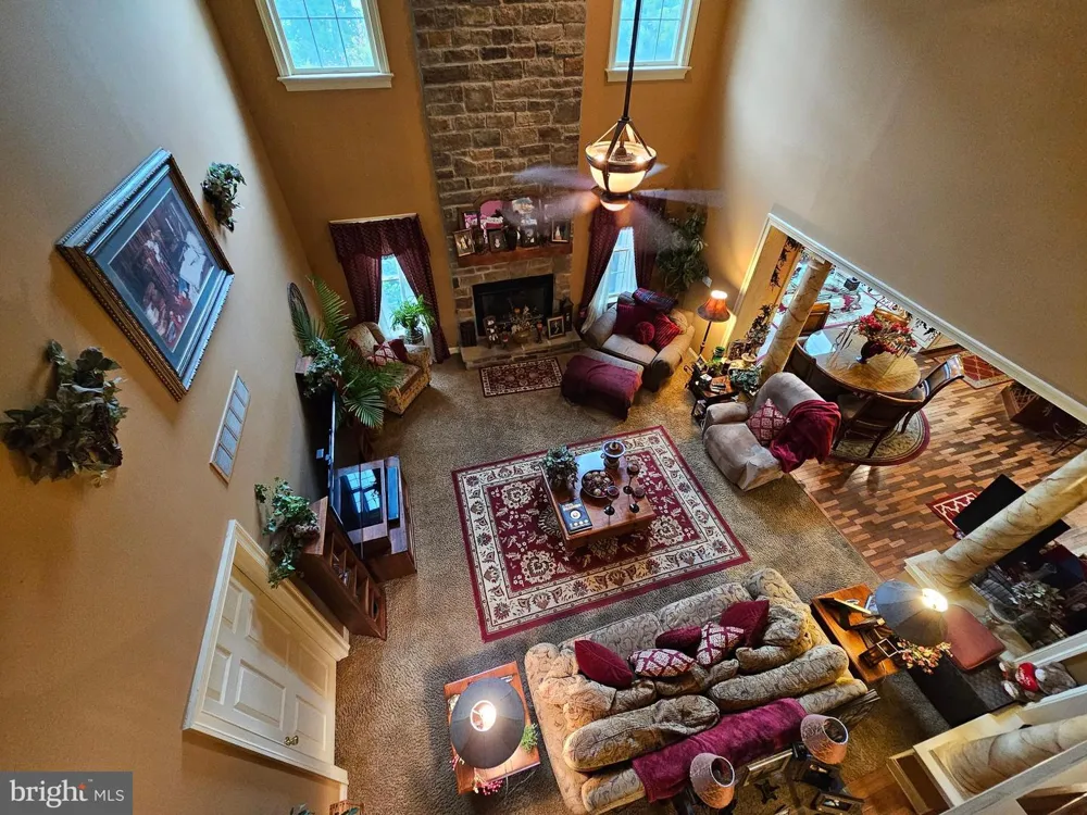 30 MELCHOR DRIVE Easton, PA 18042
