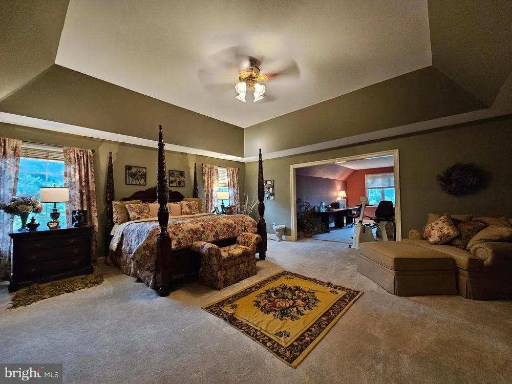 30 MELCHOR DRIVE Easton, PA 18042