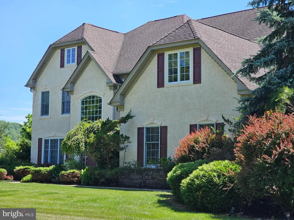 30 MELCHOR DRIVE Easton, PA 18042