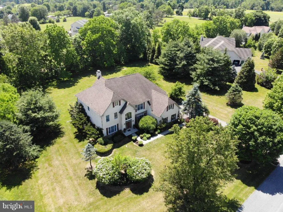 30 MELCHOR DRIVE Easton, PA 18042
