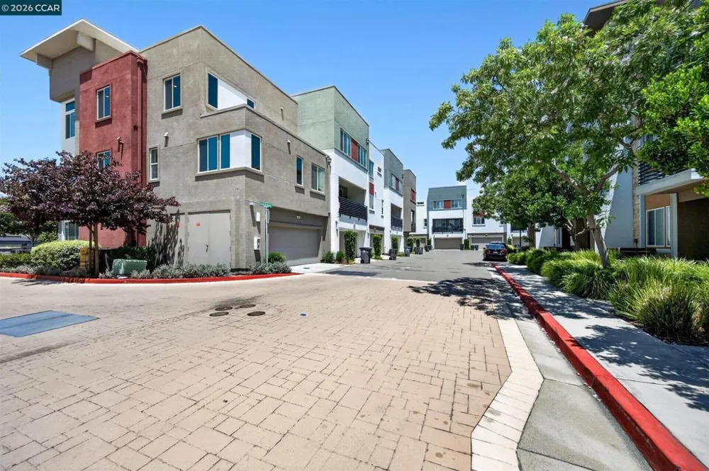 3963 Summit Rd Dublin, CA 94568