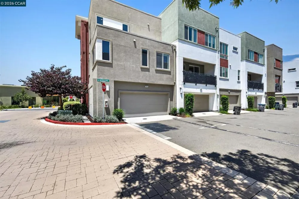 3963 Summit Rd Dublin, CA 94568