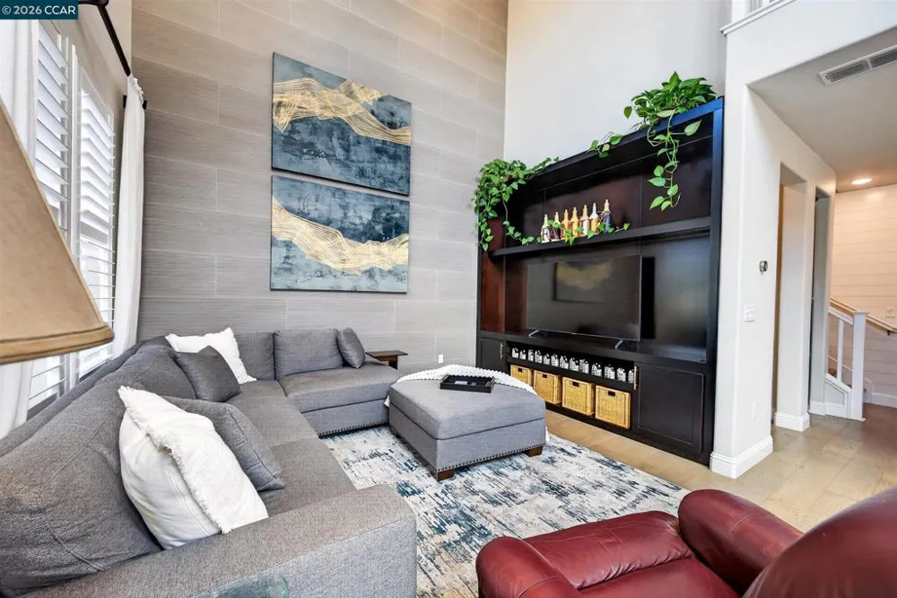 3963 Summit Rd Dublin, CA 94568