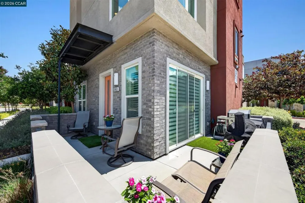 3963 Summit Rd Dublin, CA 94568