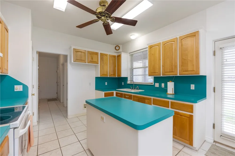 8101 Mt Zion Corpus Christi, TX 78413