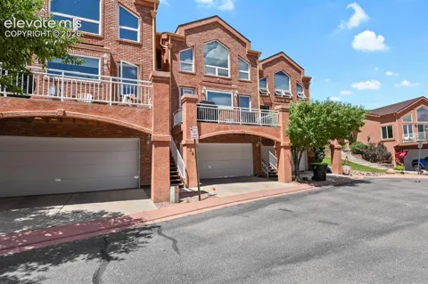 1346 Mirrillion Heights