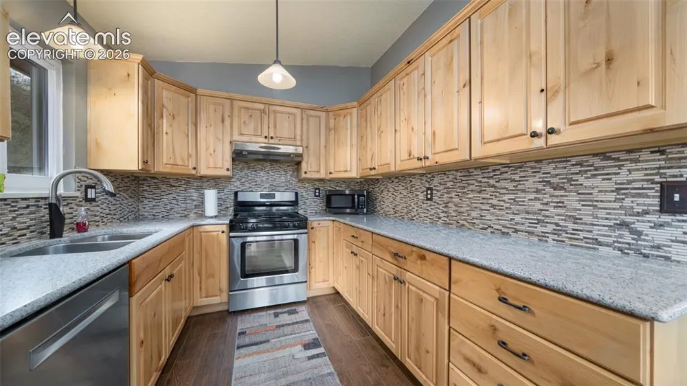 7930 Topeka Avenue Cascade, CO 80809