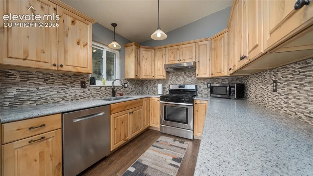 7930 Topeka Avenue Cascade, CO 80809