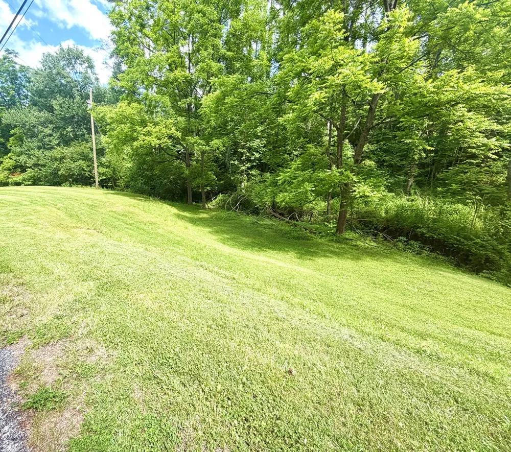 Sweetwater Rd Robbinsville, NC 28771