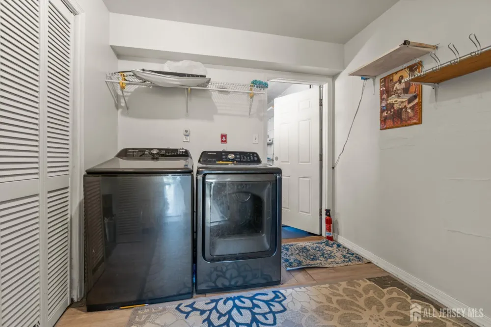 10 Bently Lane Willingboro, NJ 08046