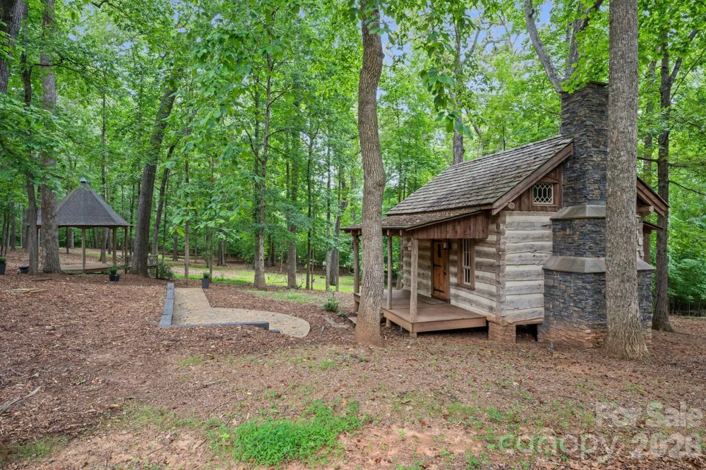5400 Dartmoor Street #246 Winston Salem, NC 27106
