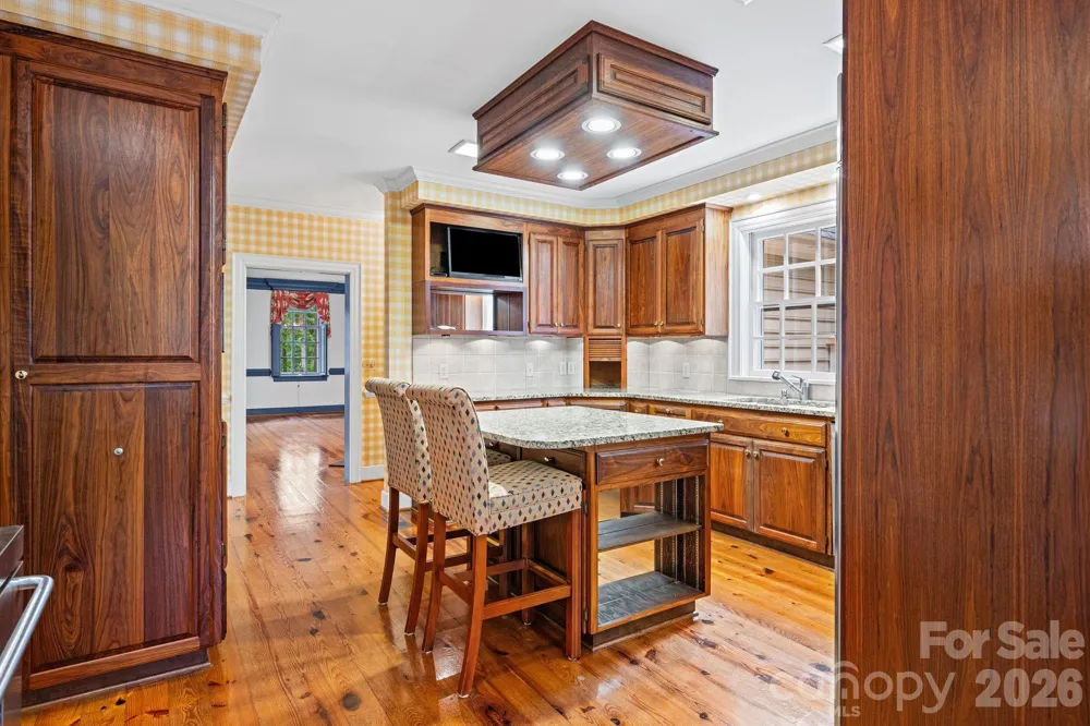 5400 Dartmoor Street #246 Winston Salem, NC 27106