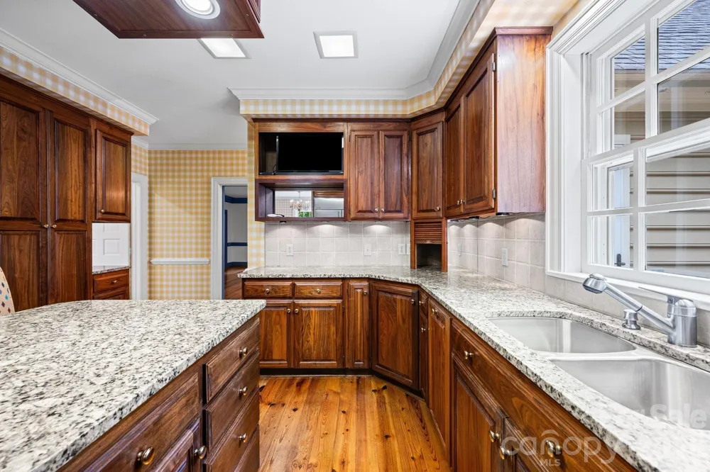 5400 Dartmoor Street #246 Winston Salem, NC 27106