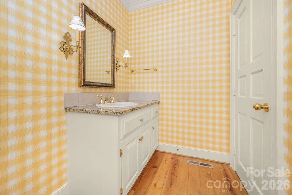 5400 Dartmoor Street #246 Winston Salem, NC 27106