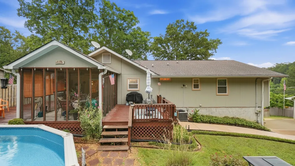 7048 Pinebrook Drive Harrison, TN 37341