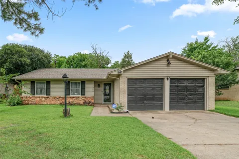 2308 Westwood Drive