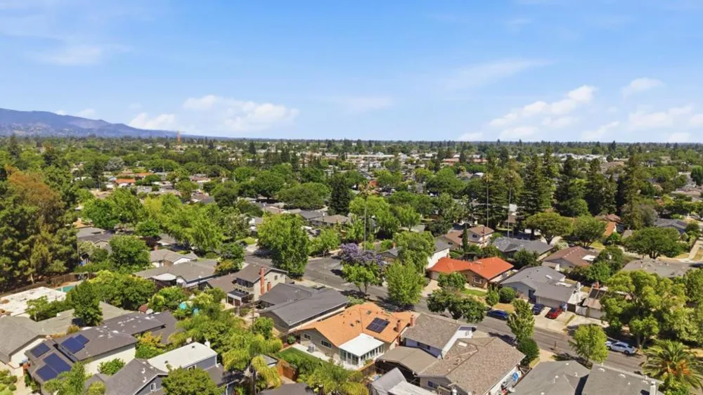 4036 Lemoyne Way Campbell, CA 95008