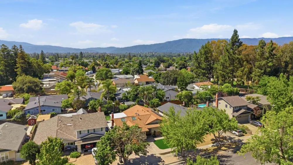 4036 Lemoyne Way Campbell, CA 95008