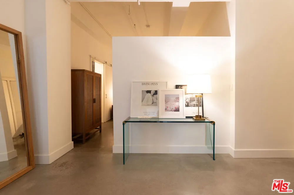 849 S Broadway #202 Los Angeles, CA 90014