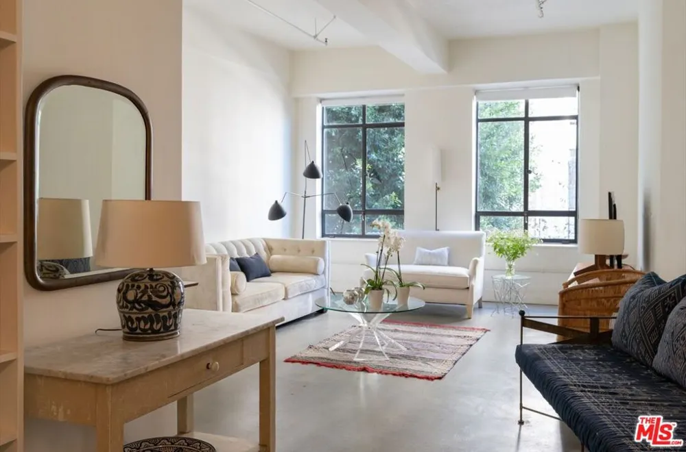 849 S Broadway #202 Los Angeles, CA 90014