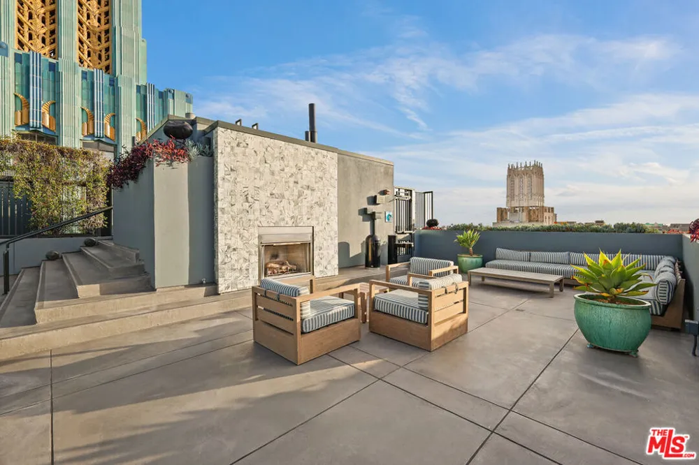 849 S Broadway #202 Los Angeles, CA 90014