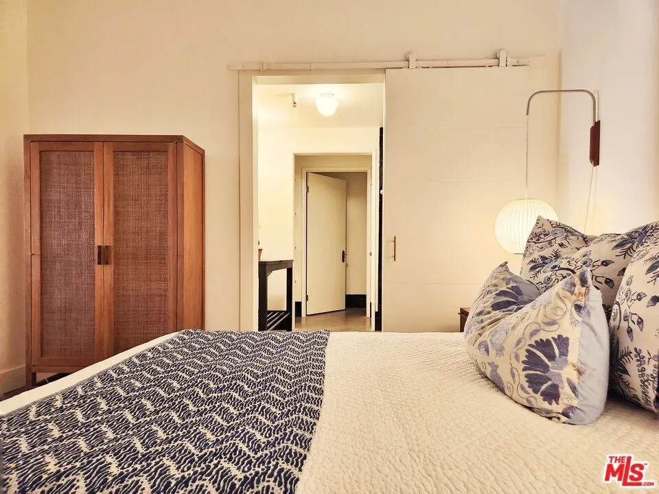 849 S Broadway #202 Los Angeles, CA 90014