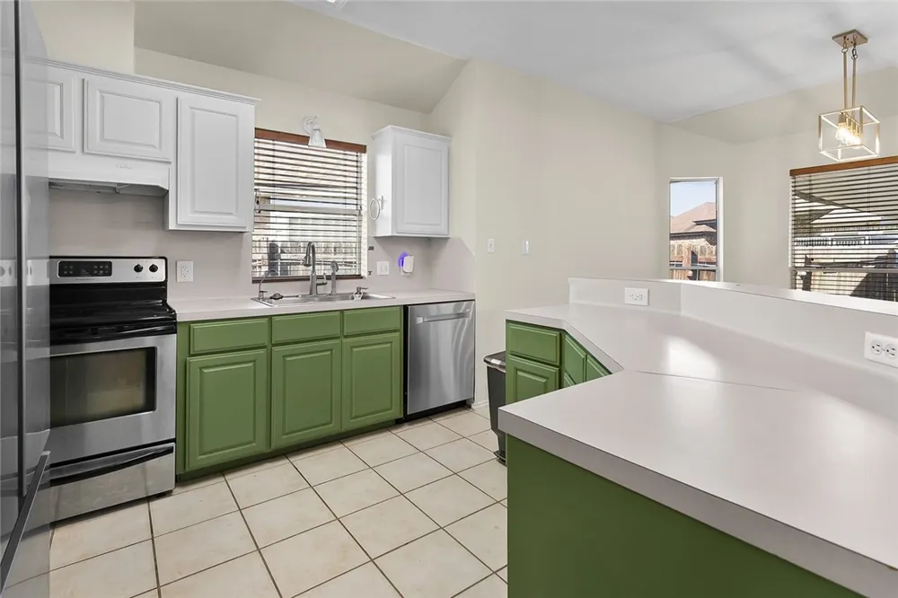 5444 Cypress Kingsville, TX 78363