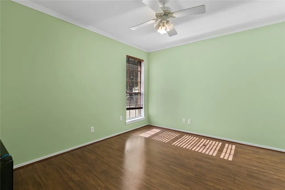 5444 Cypress Kingsville, TX 78363