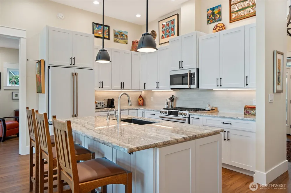 211 E Vineyard Crest Road Grapeview, WA 98546