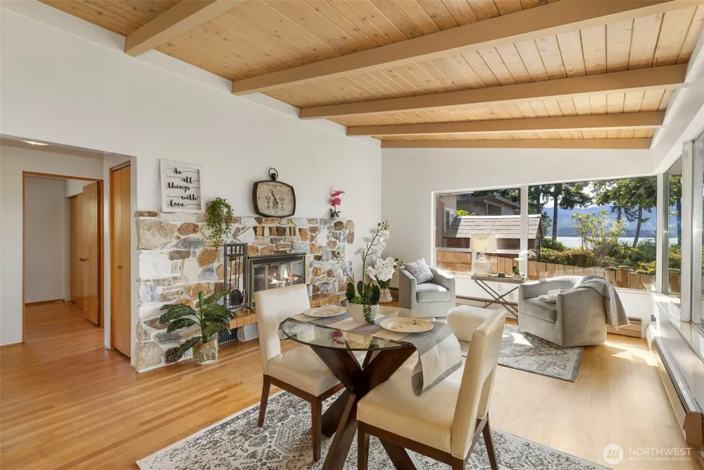 14358 NW Rhoda Lane Seabeck, WA 98380