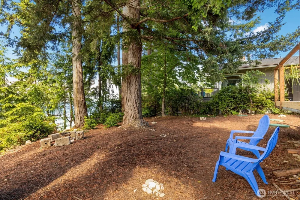 14358 NW Rhoda Lane Seabeck, WA 98380