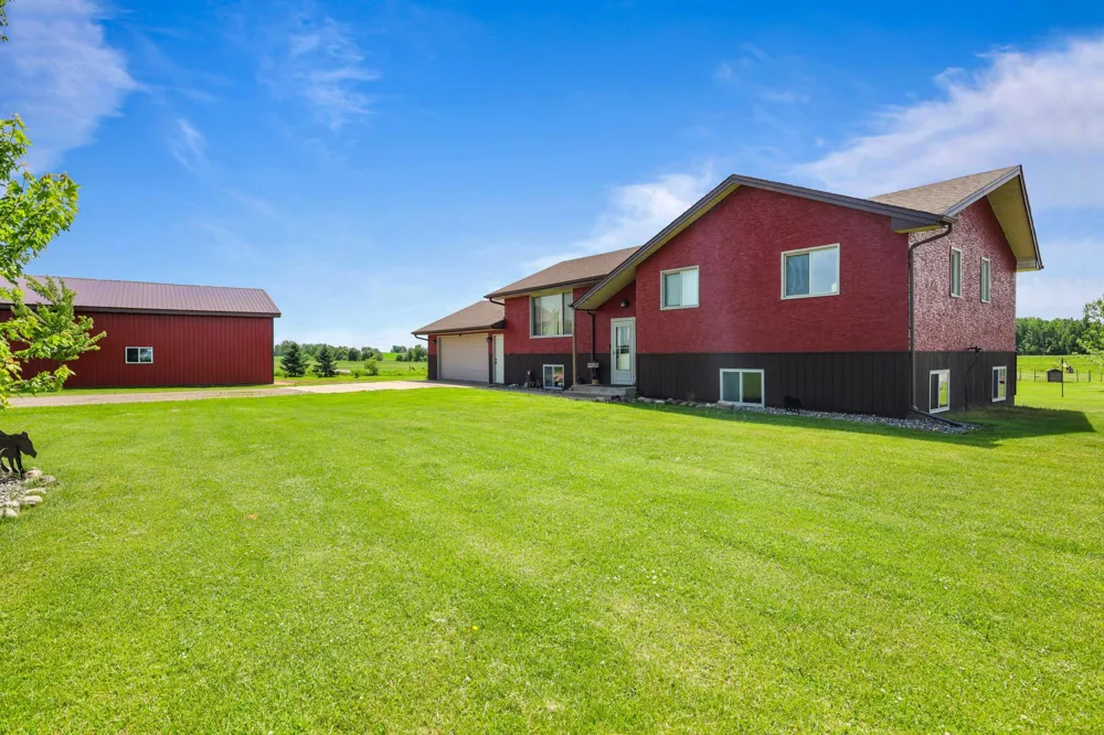 34713 73rd Street Pierz, MN 56364