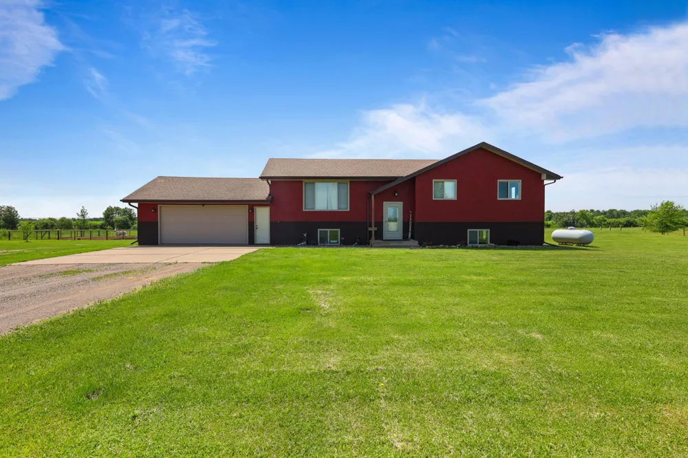 34713 73rd Street Pierz, MN 56364