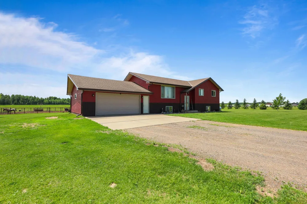 34713 73rd Street Pierz, MN 56364