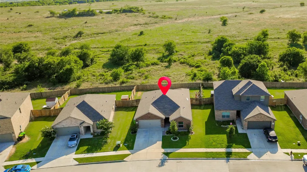 148 Cattlemans Creek Road W Newark, TX 76071