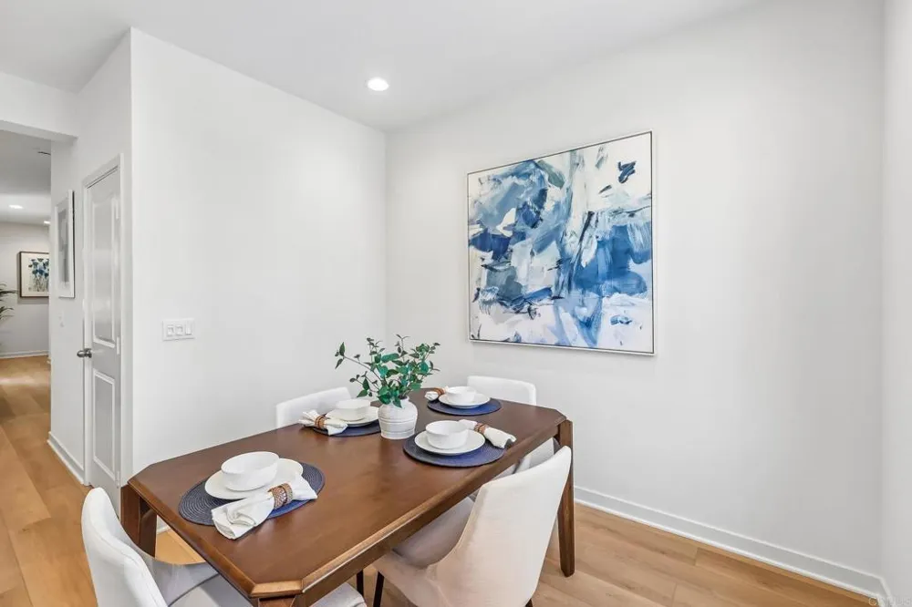 327 Ocotillo Escondido, CA 92025
