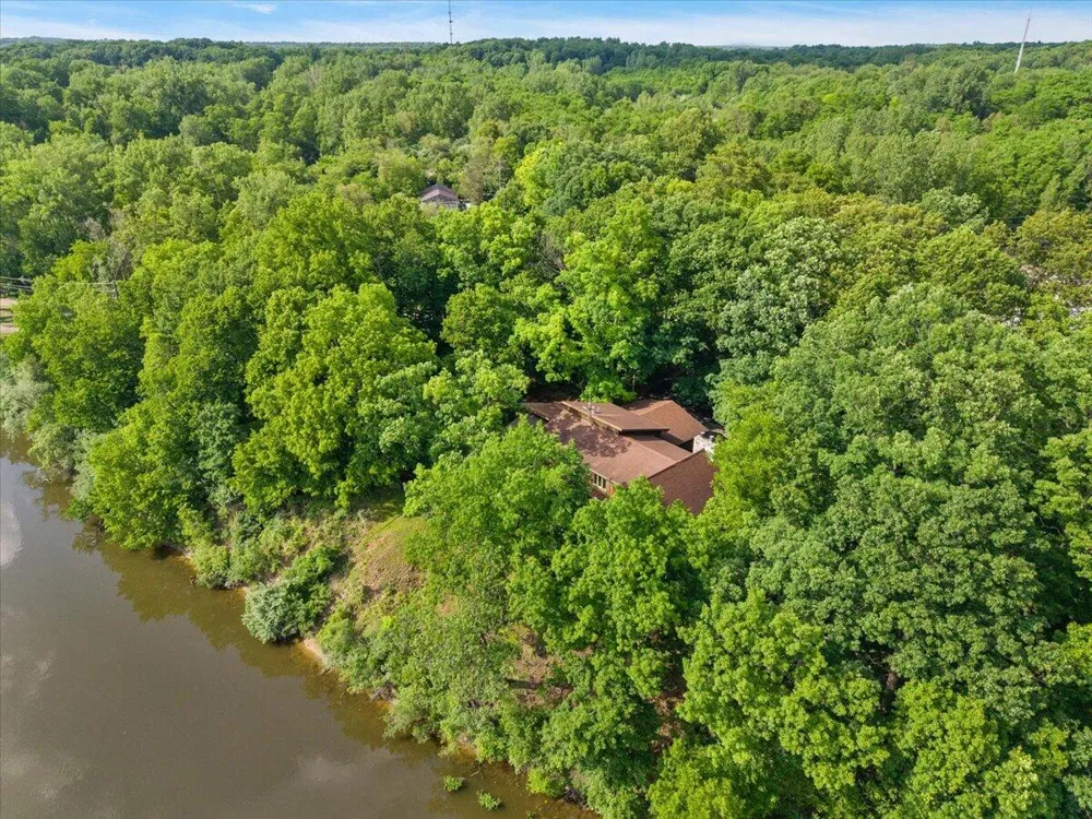 1111 W Clark Road Ypsilanti, MI 48198