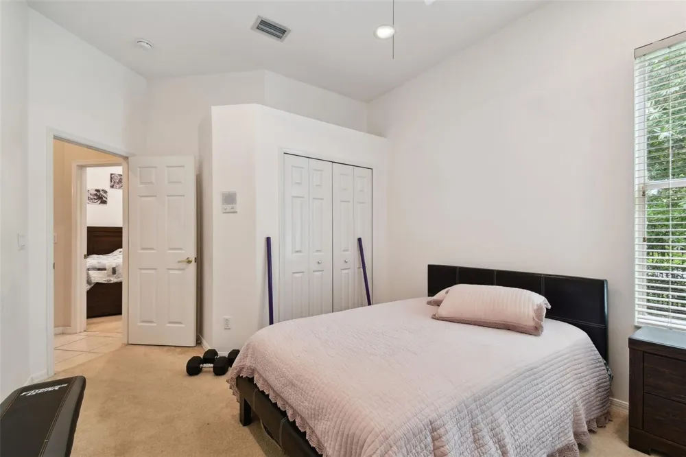 10502 CASTLEFORD WAY Tampa, FL 33626