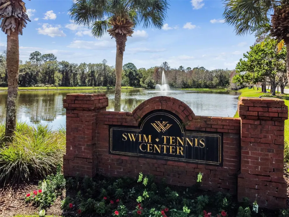 10502 CASTLEFORD WAY Tampa, FL 33626