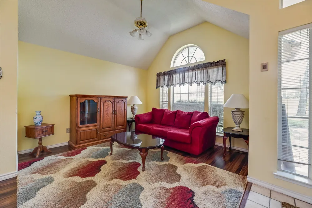 2017 Spring Mills Road Mesquite, TX 75181