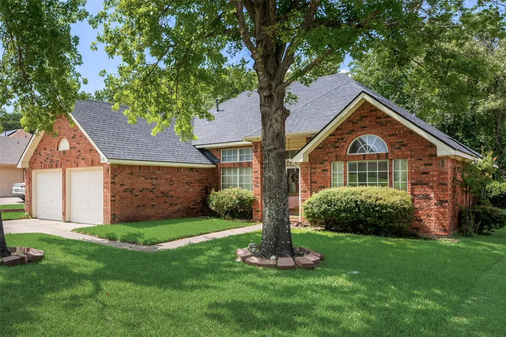 2017 Spring Mills Road Mesquite, TX 75181